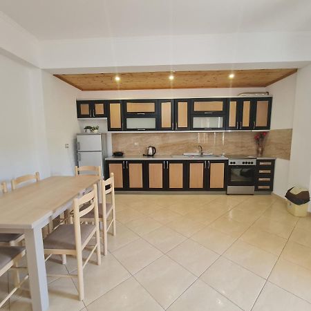 Glow Two Bedroom Apartment Ksamil Exterior foto